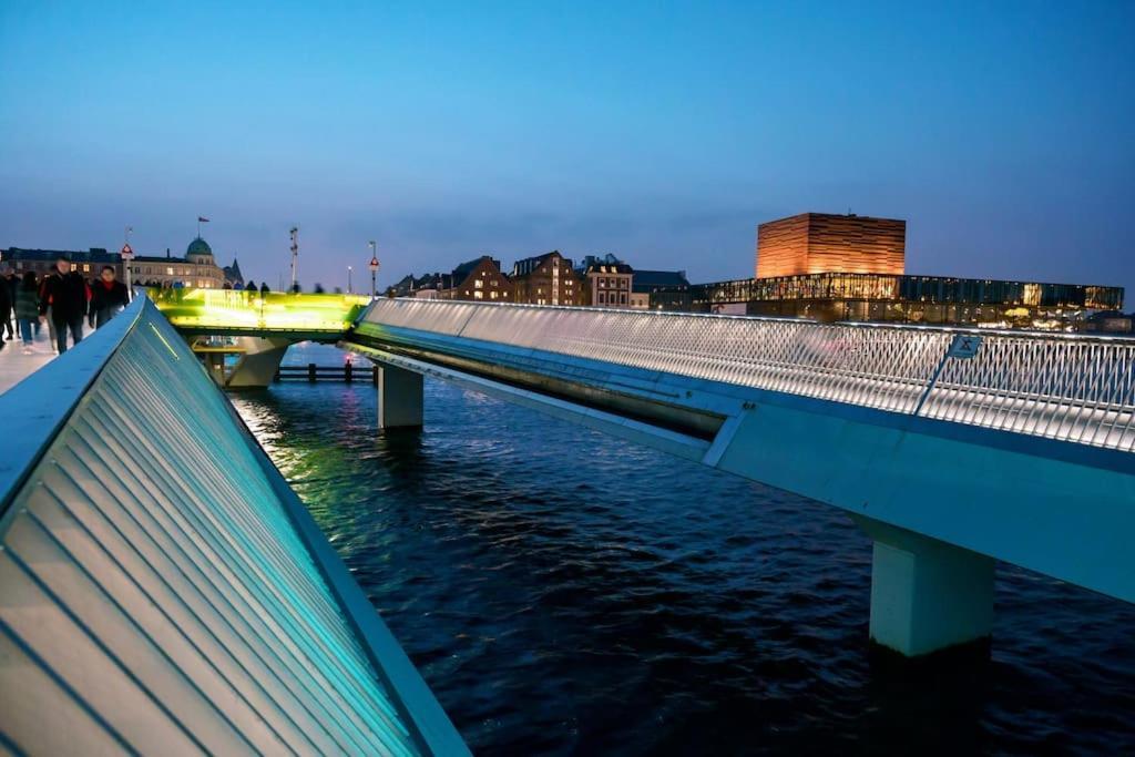 Chic Apartment In Vibrant Area By Copenhagen Canals Kopenhagen Bagian luar foto